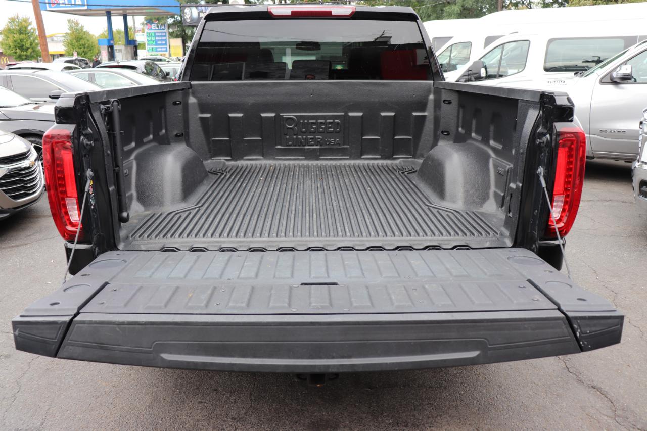GMC Sierra 1500 4WD Crew Cab 147" SLT 2025