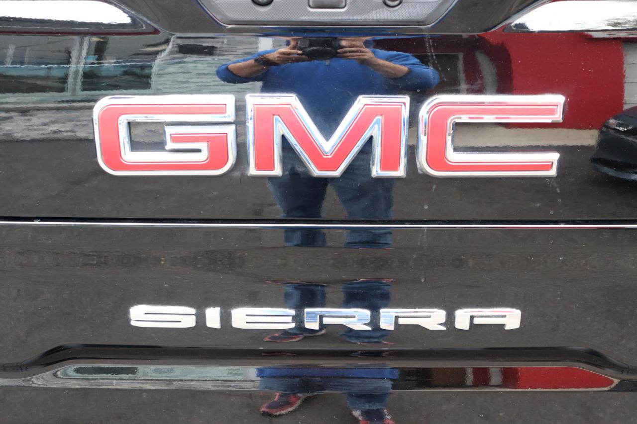 GMC Sierra 1500 4WD Crew Cab 147" SLT 2025