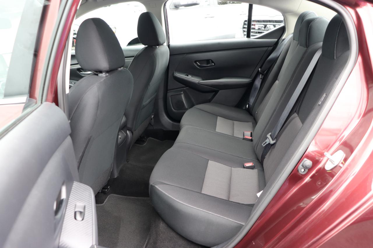 Nissan Sentra SV CVT 2025