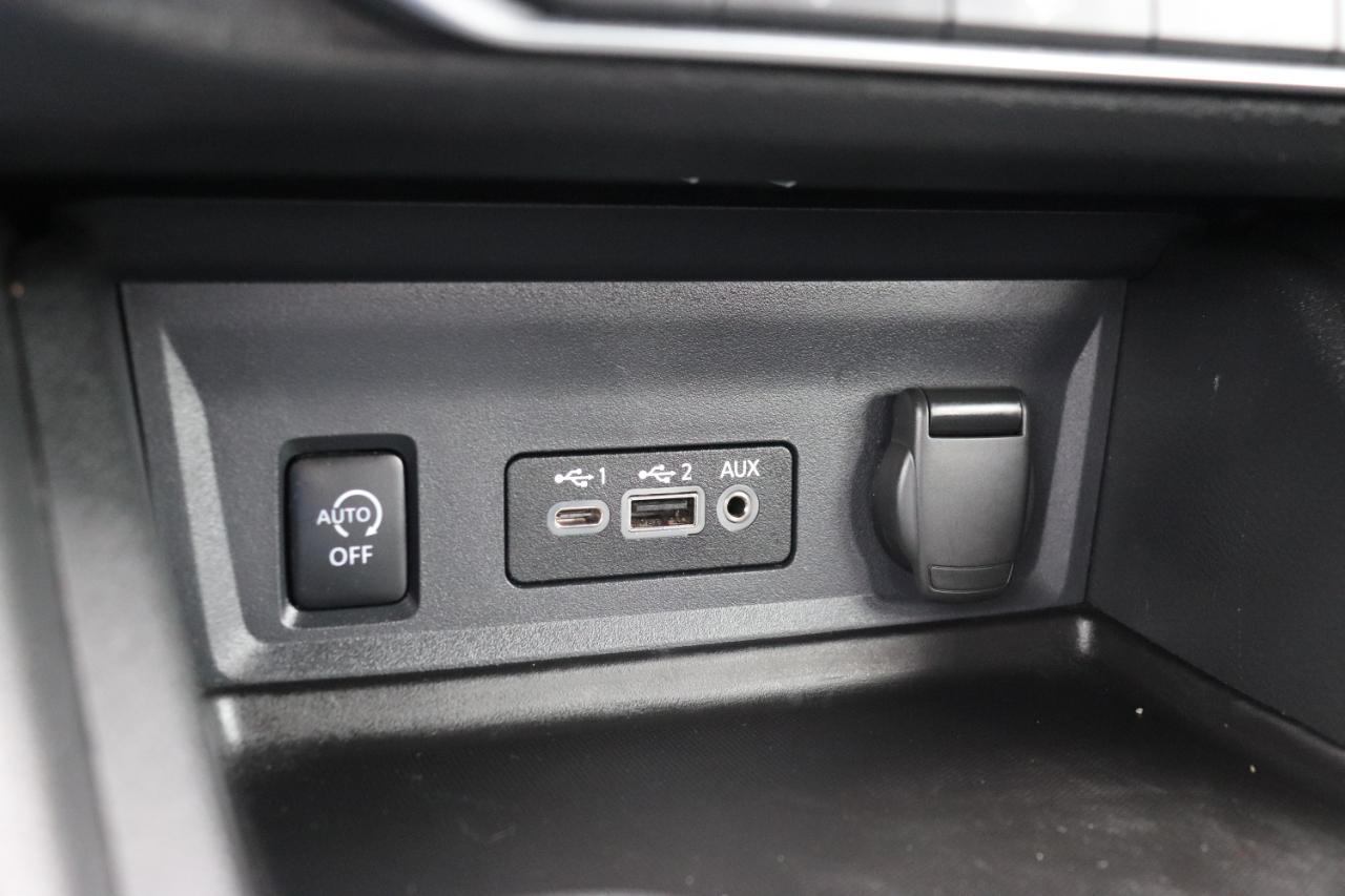 Nissan Sentra SV CVT 2025