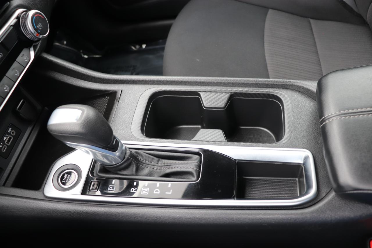 Nissan Sentra SV CVT 2025