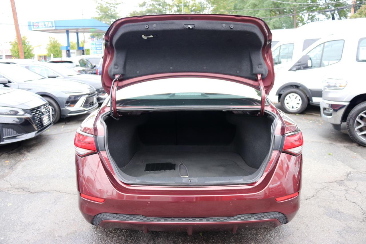 Nissan Sentra SV CVT 2025