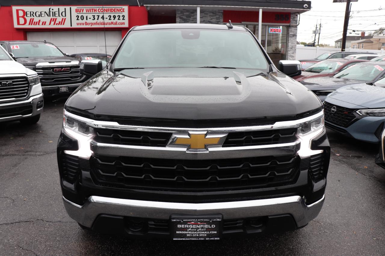 Chevrolet Silverado 1500 4WD Crew Cab 147" LT w/1LT 2025