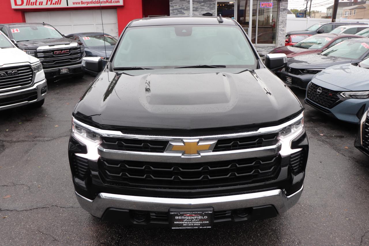 Chevrolet Silverado 1500 4WD Crew Cab 147" LT w/1LT 2025