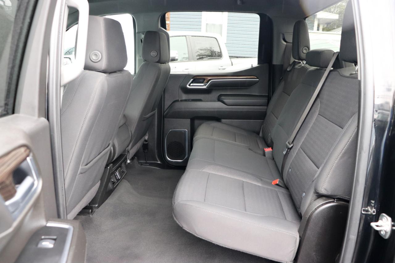 Chevrolet Silverado 1500 4WD Crew Cab 147" LT w/1LT 2025