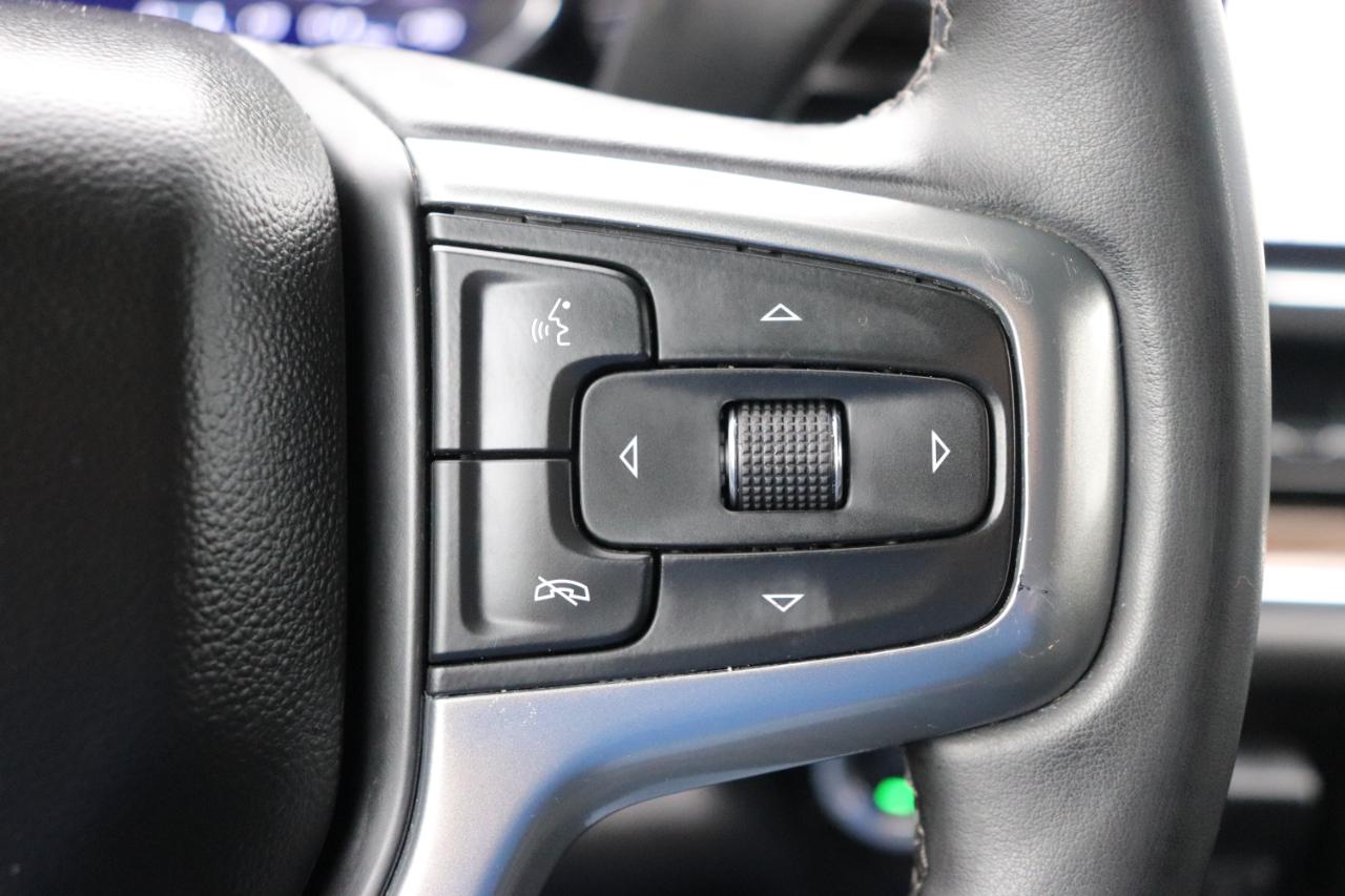 Chevrolet Silverado 1500 4WD Crew Cab 147" LT w/1LT 2025