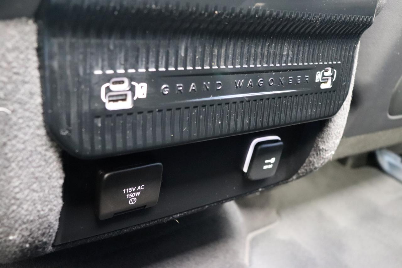 Jeep Grand Wagoneer L 4x4 2024