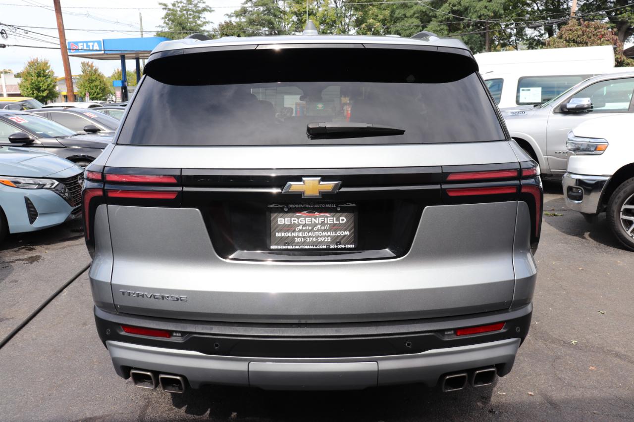 Chevrolet Traverse FWD 4dr LT w/1LT 2025