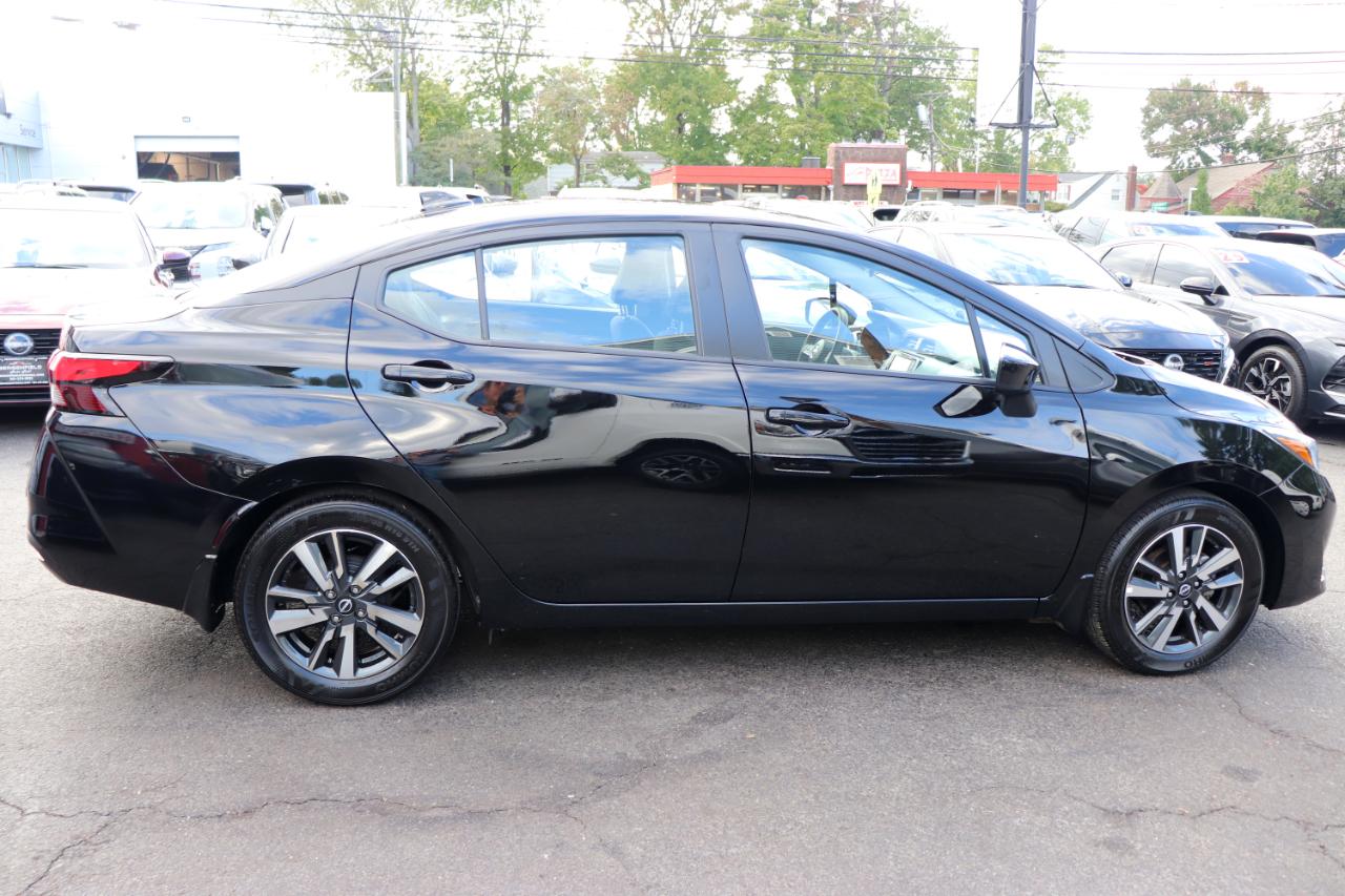 Nissan Versa SV CVT 2025