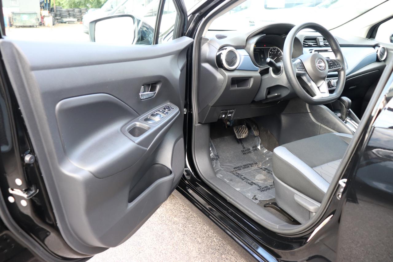 Nissan Versa SV CVT 2025