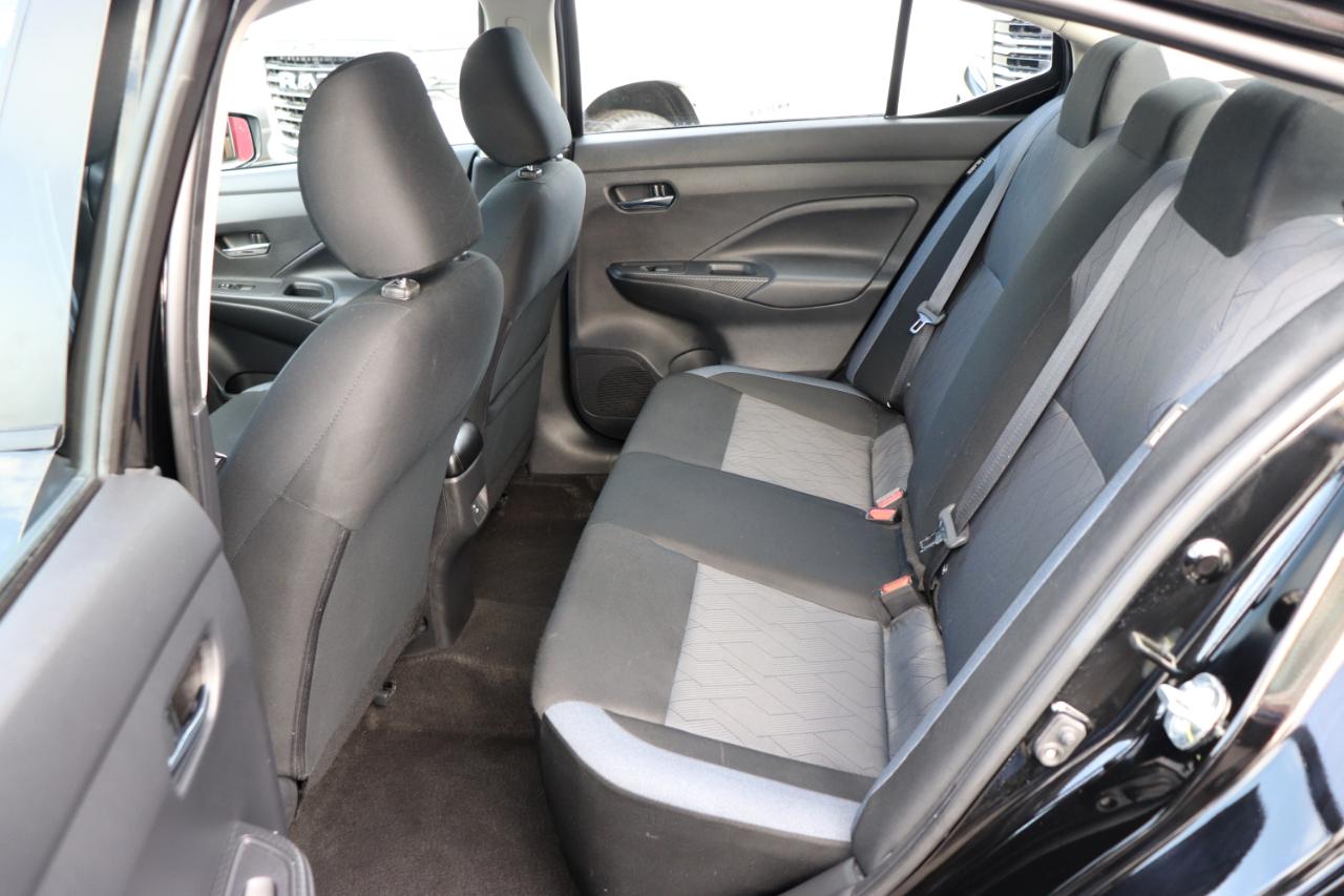 Nissan Versa SV CVT 2025