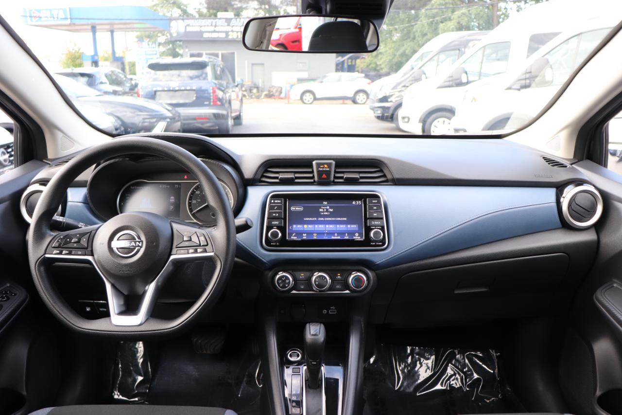 Nissan Versa SV CVT 2025