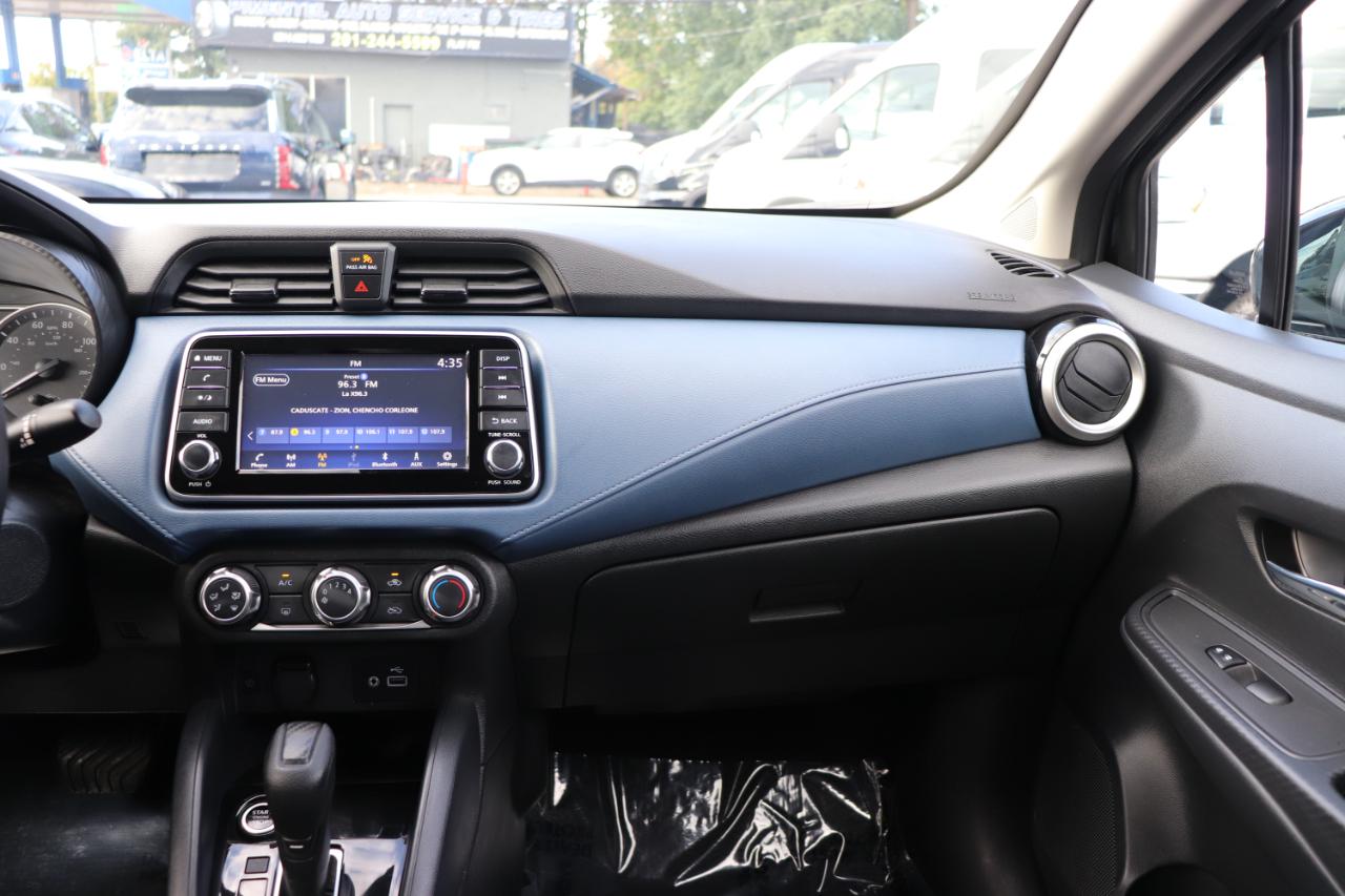 Nissan Versa SV CVT 2025