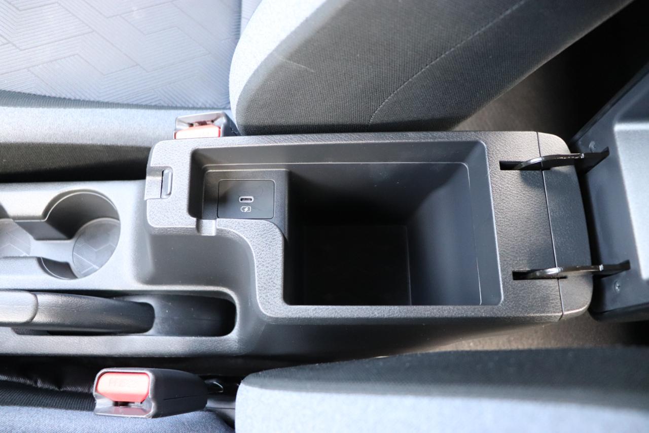 Nissan Versa SV CVT 2025