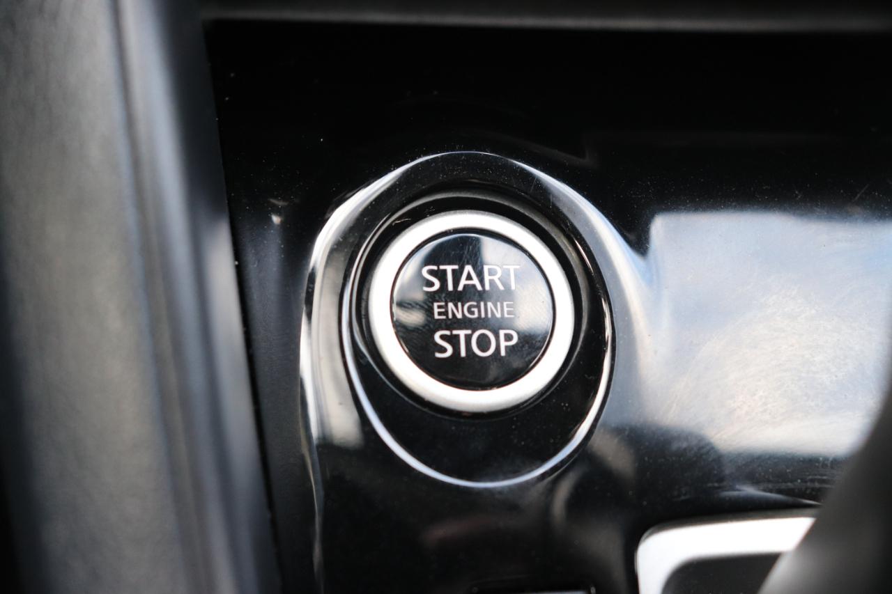 Nissan Versa SV CVT 2025
