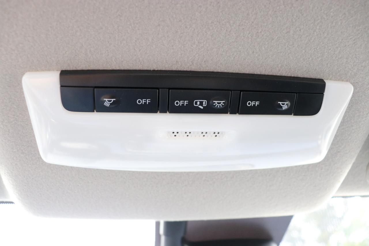 Nissan Versa SV CVT 2025