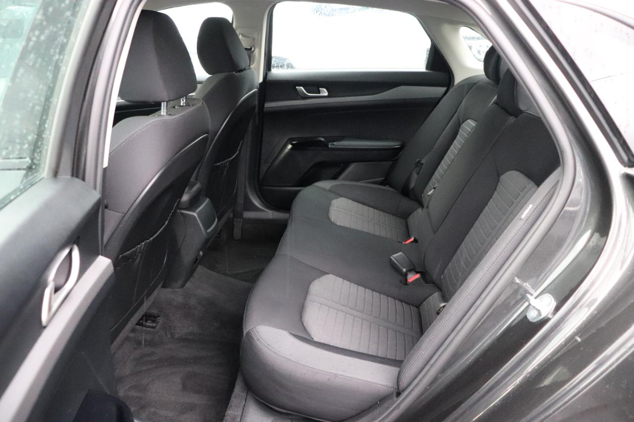 Kia K5 LXS Auto FWD 2026