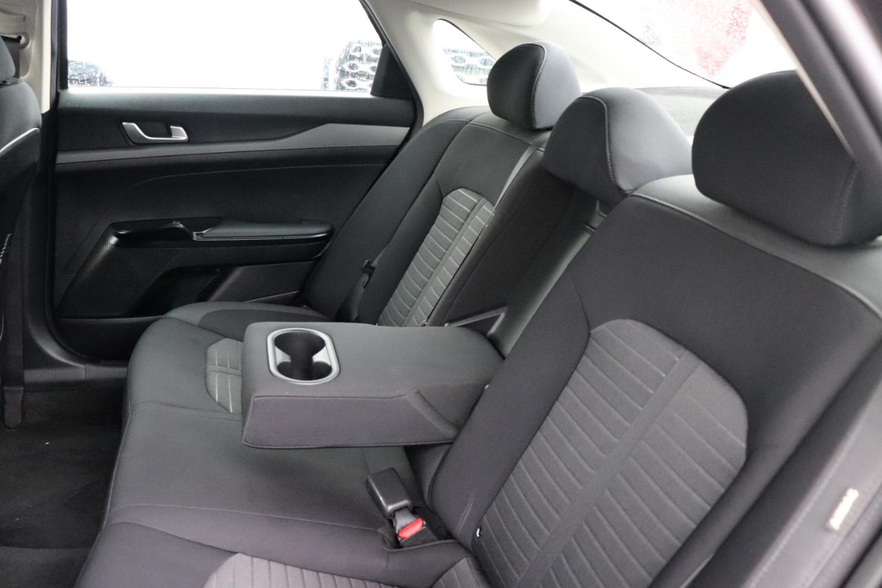 Kia K5 LXS Auto FWD 2026