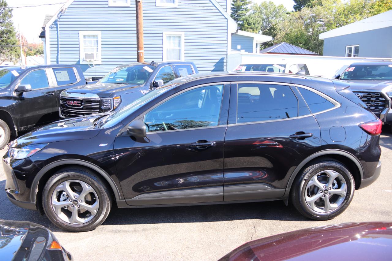 Ford Escape ST-Line FWD 2025
