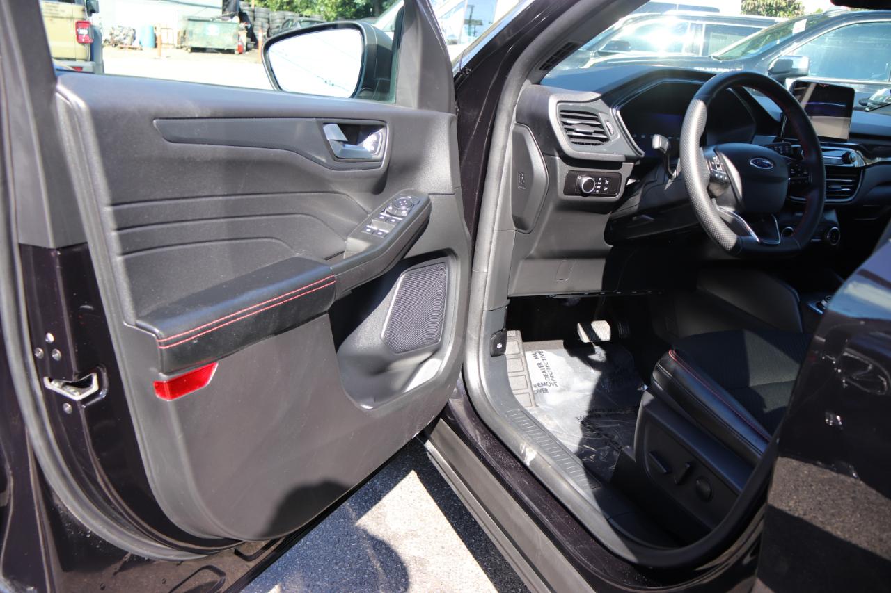 Ford Escape ST-Line FWD 2025