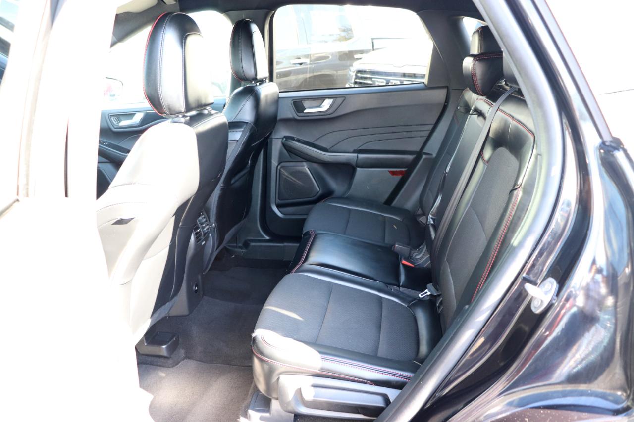 Ford Escape ST-Line FWD 2025