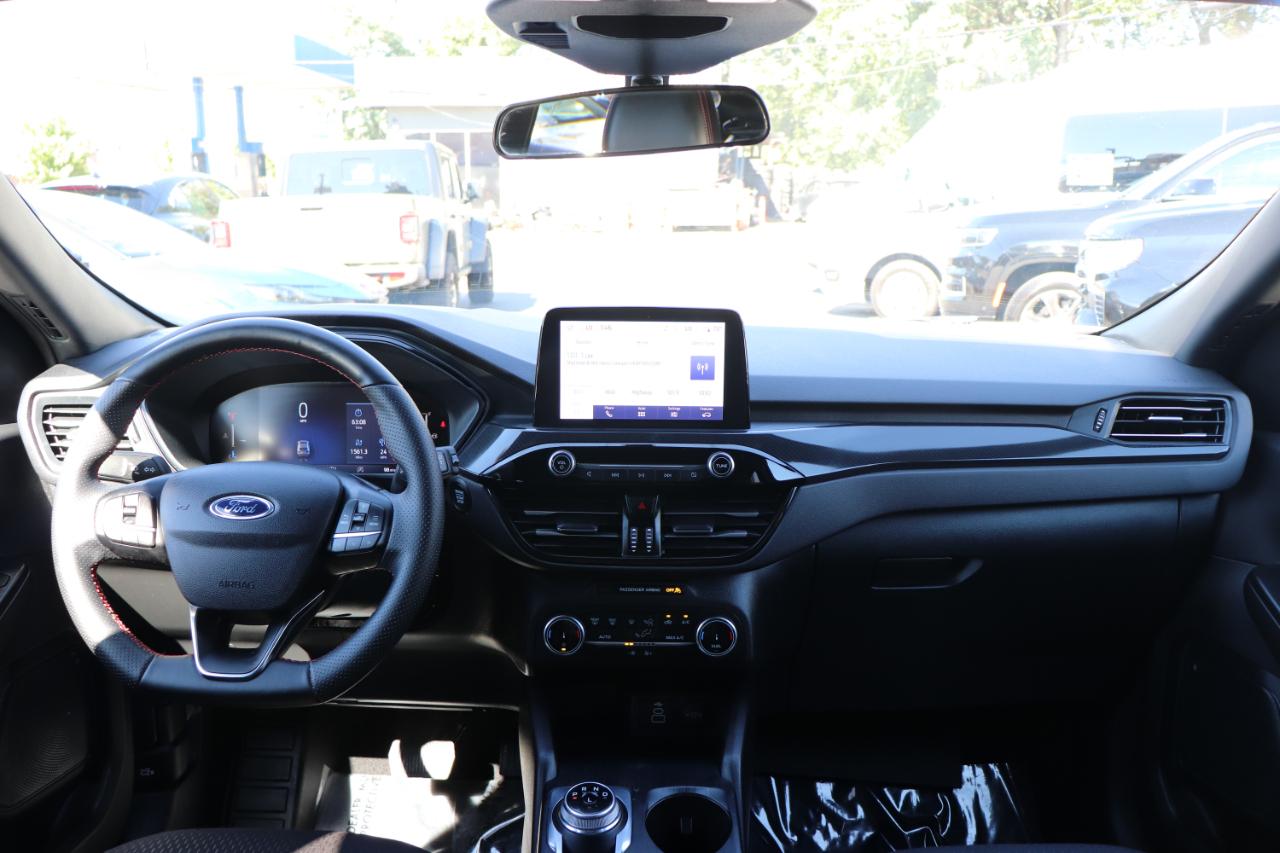 Ford Escape ST-Line FWD 2025