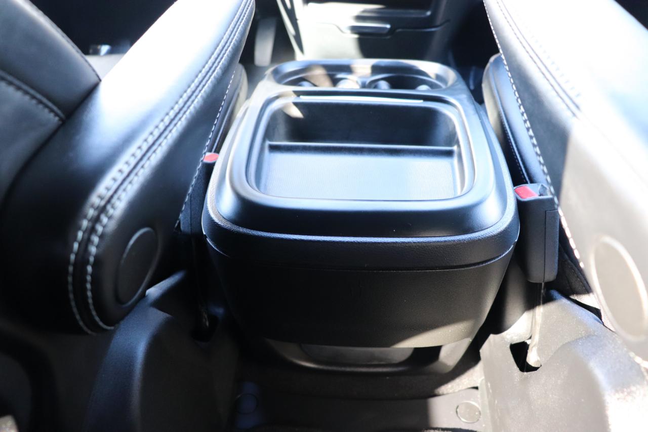 Chrysler Pacifica Select FWD 2027