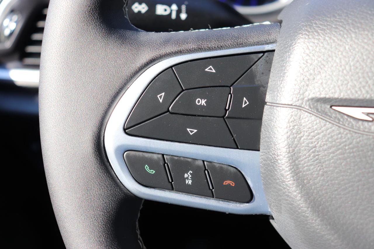 Chrysler Pacifica Select FWD 2027