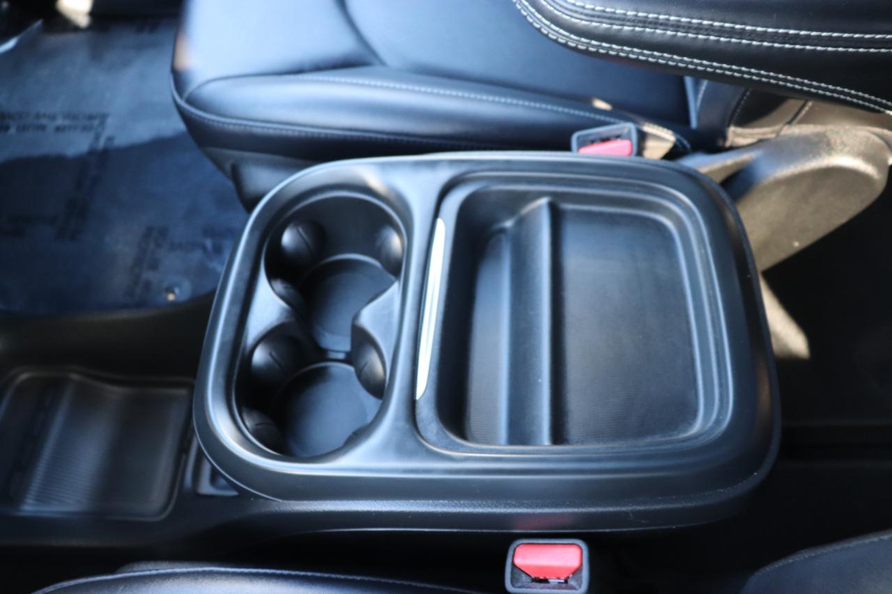 Chrysler Pacifica Select FWD 2027