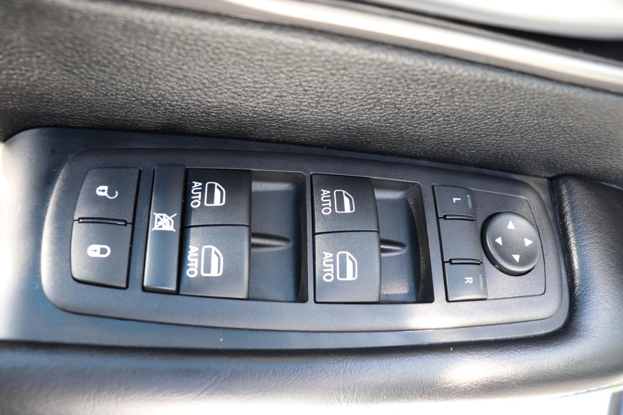 Chrysler Pacifica Select FWD 2027