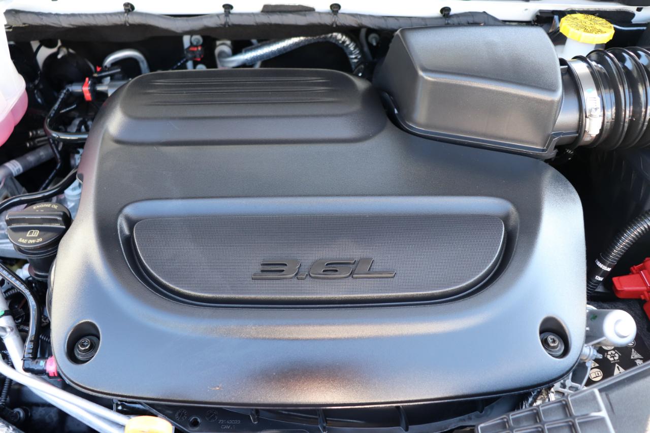 Chrysler Pacifica Select FWD 2027