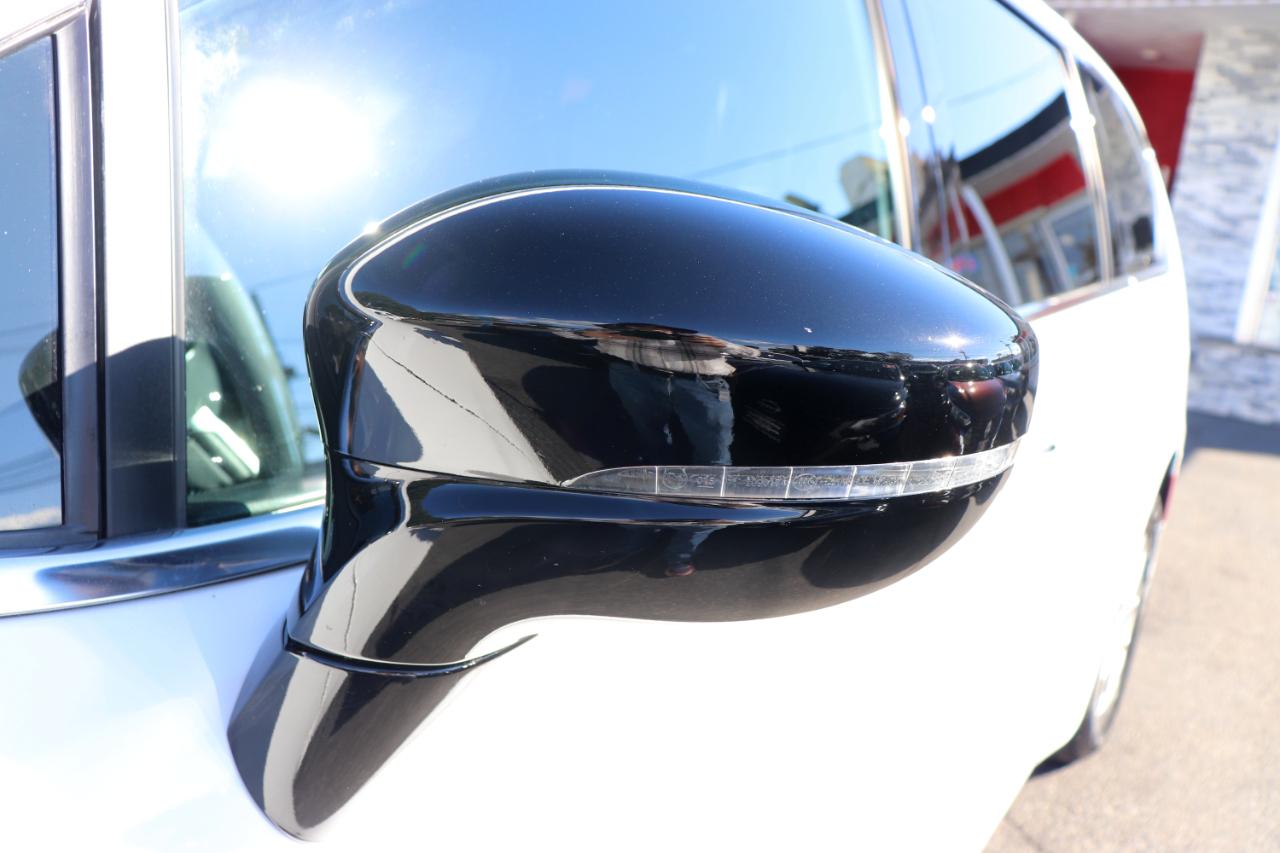 Chrysler Pacifica Select FWD 2027