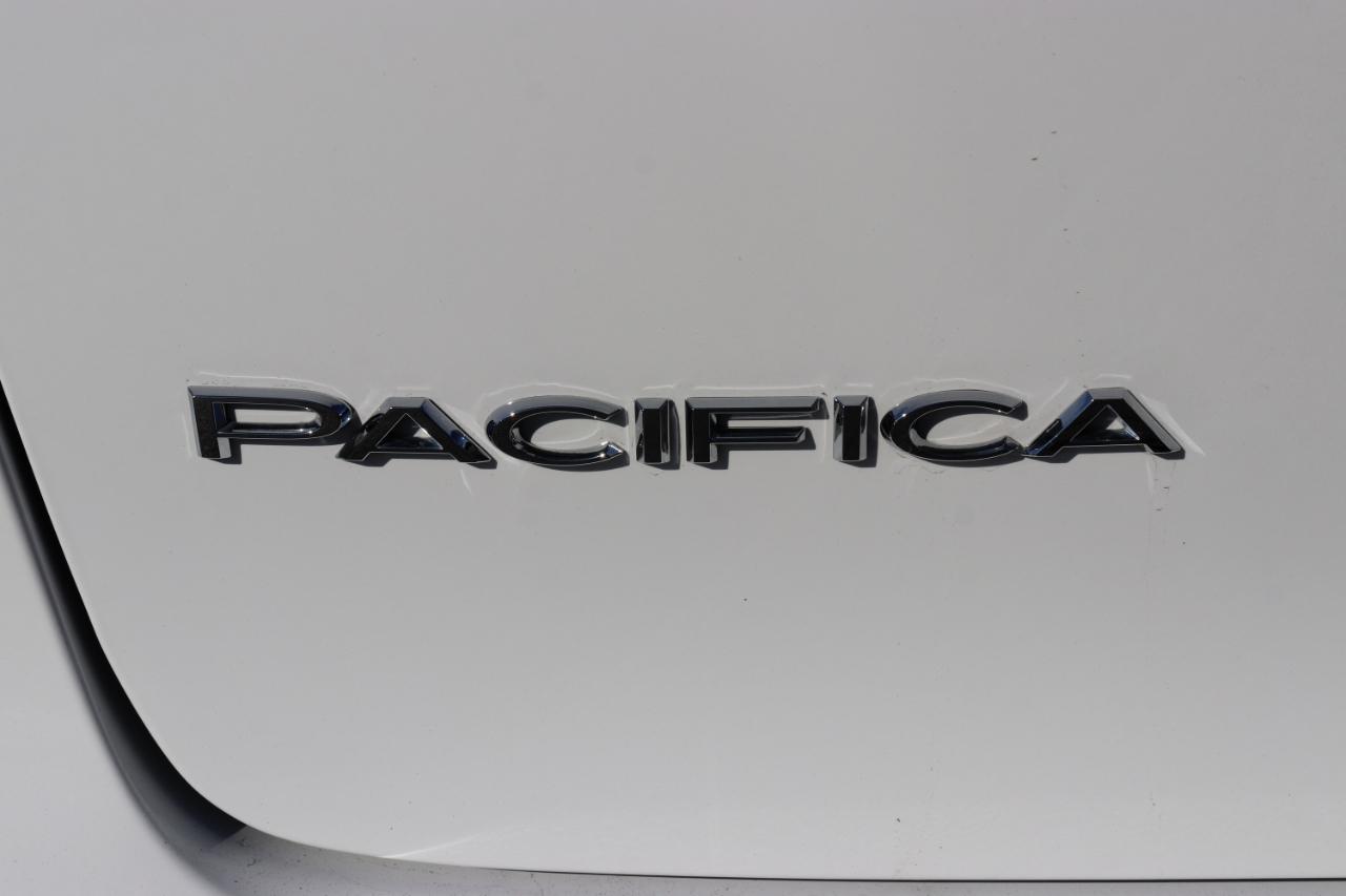 Chrysler Pacifica Select FWD 2027