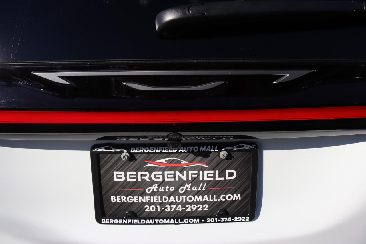 Chrysler Pacifica Select FWD 2027