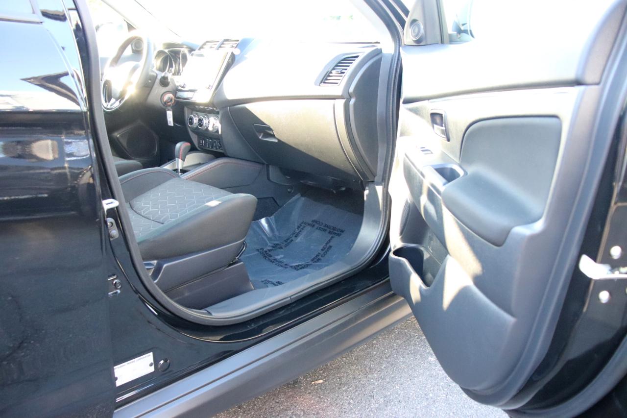 Mitsubishi Outlander Sport LE 2.0 AWC CVT 2026
