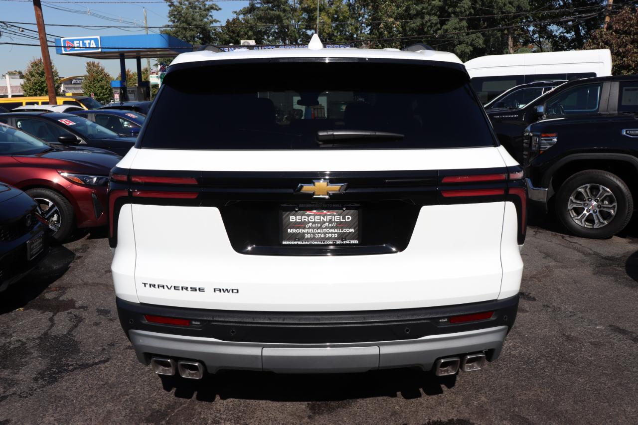 Chevrolet Traverse AWD 4dr LT w/2LT 2026