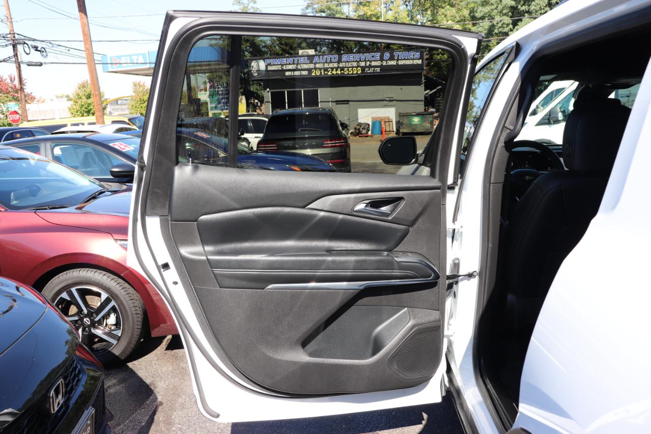 Chevrolet Traverse AWD 4dr LT w/2LT 2026