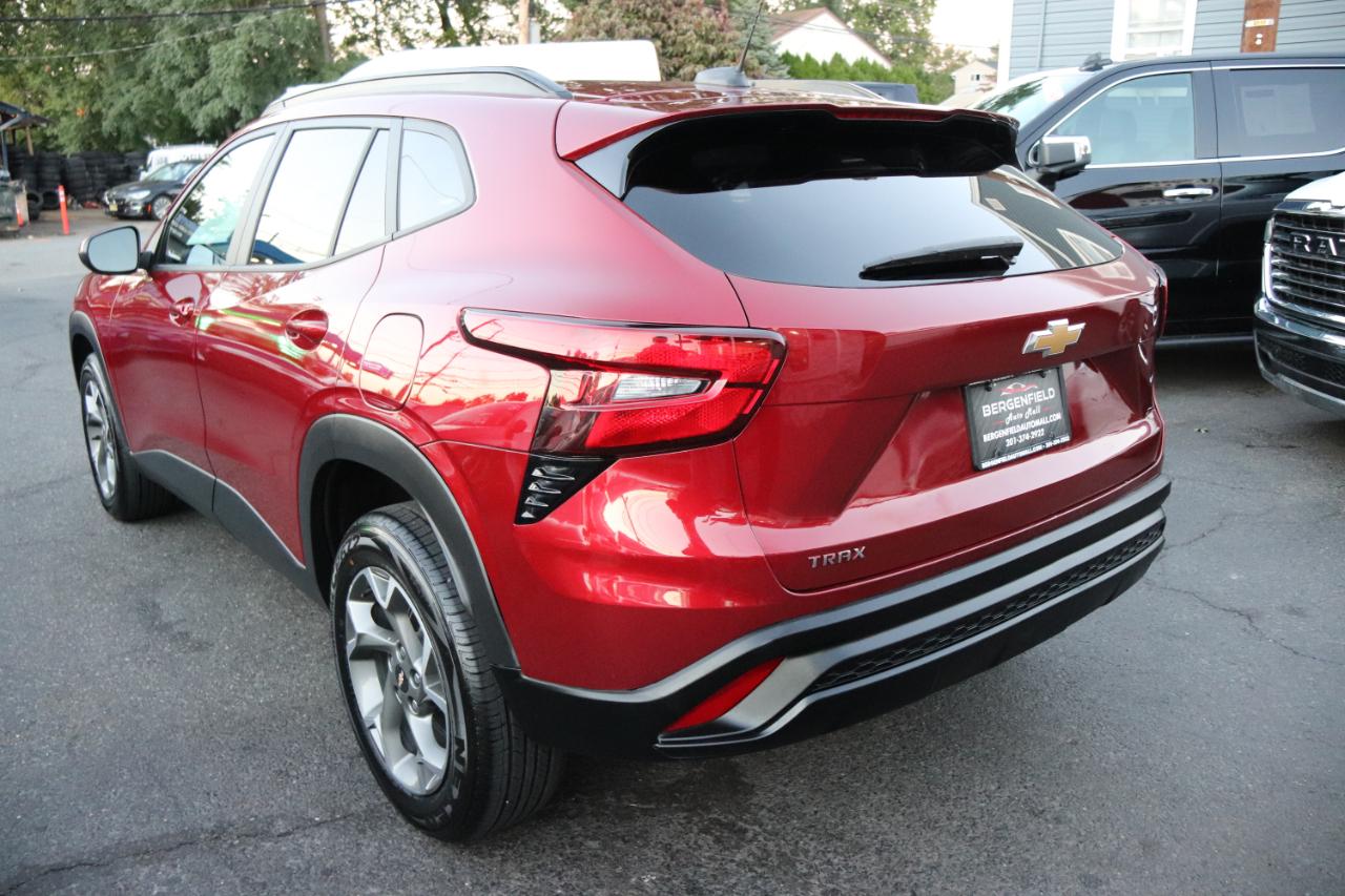 Chevrolet Trax FWD 4dr LT 2025