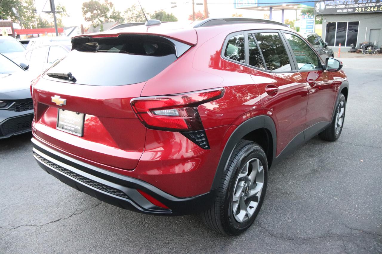 Chevrolet Trax FWD 4dr LT 2025