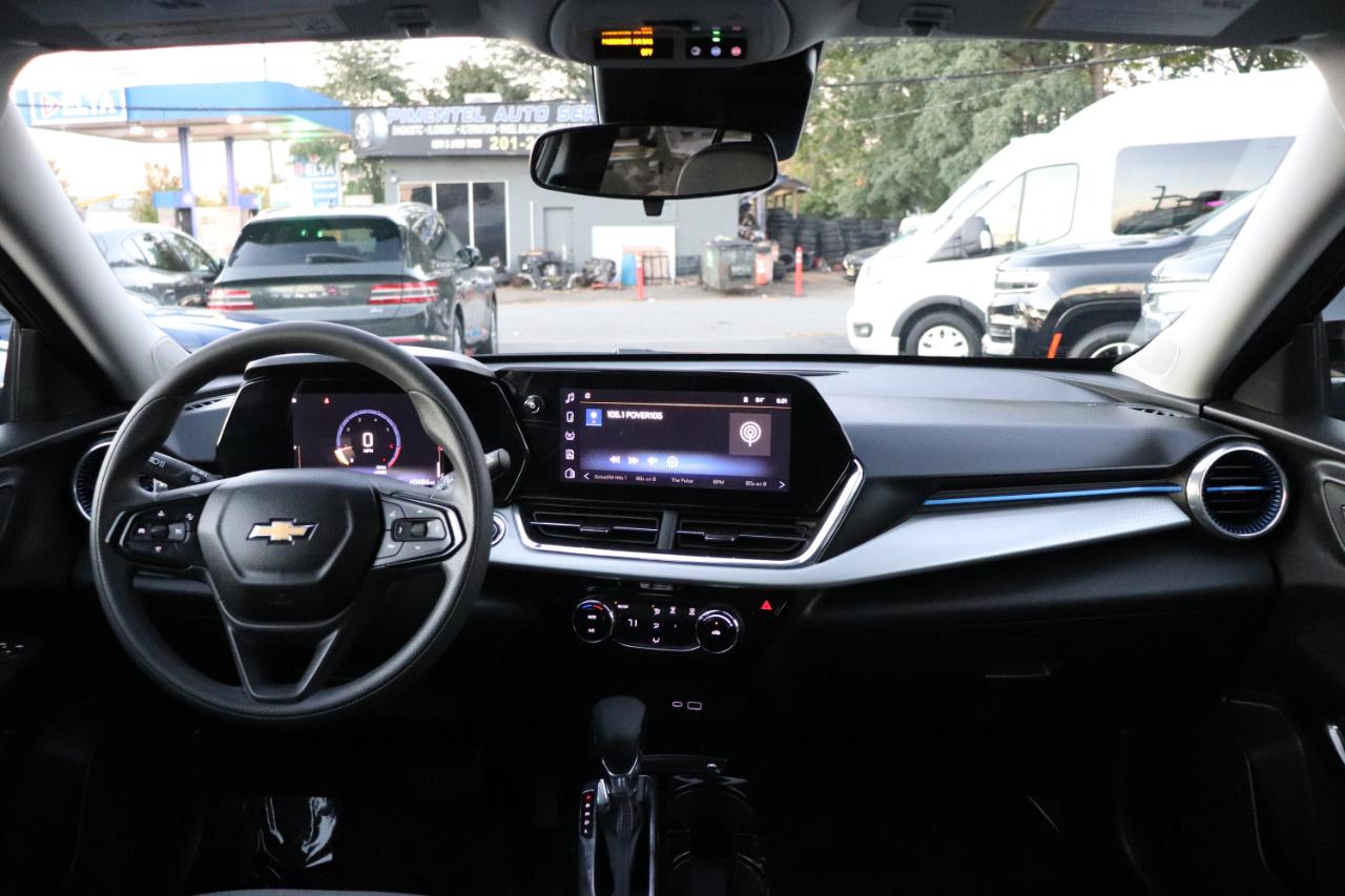 Chevrolet Trax FWD 4dr LT 2025