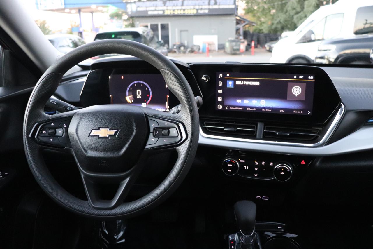 Chevrolet Trax FWD 4dr LT 2025