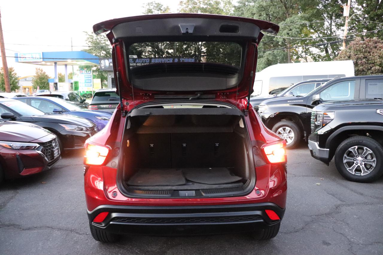 Chevrolet Trax FWD 4dr LT 2025