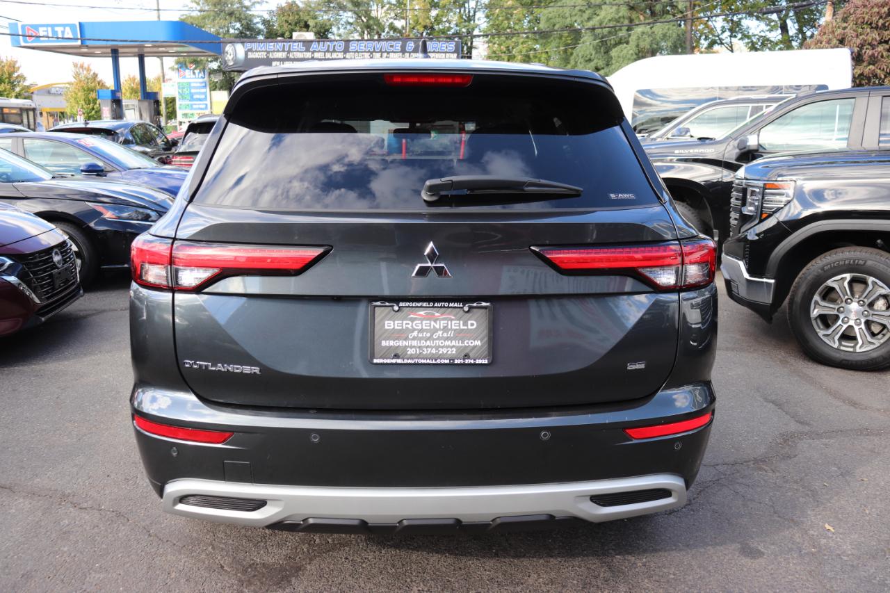Mitsubishi Outlander SE S-AWC 2024