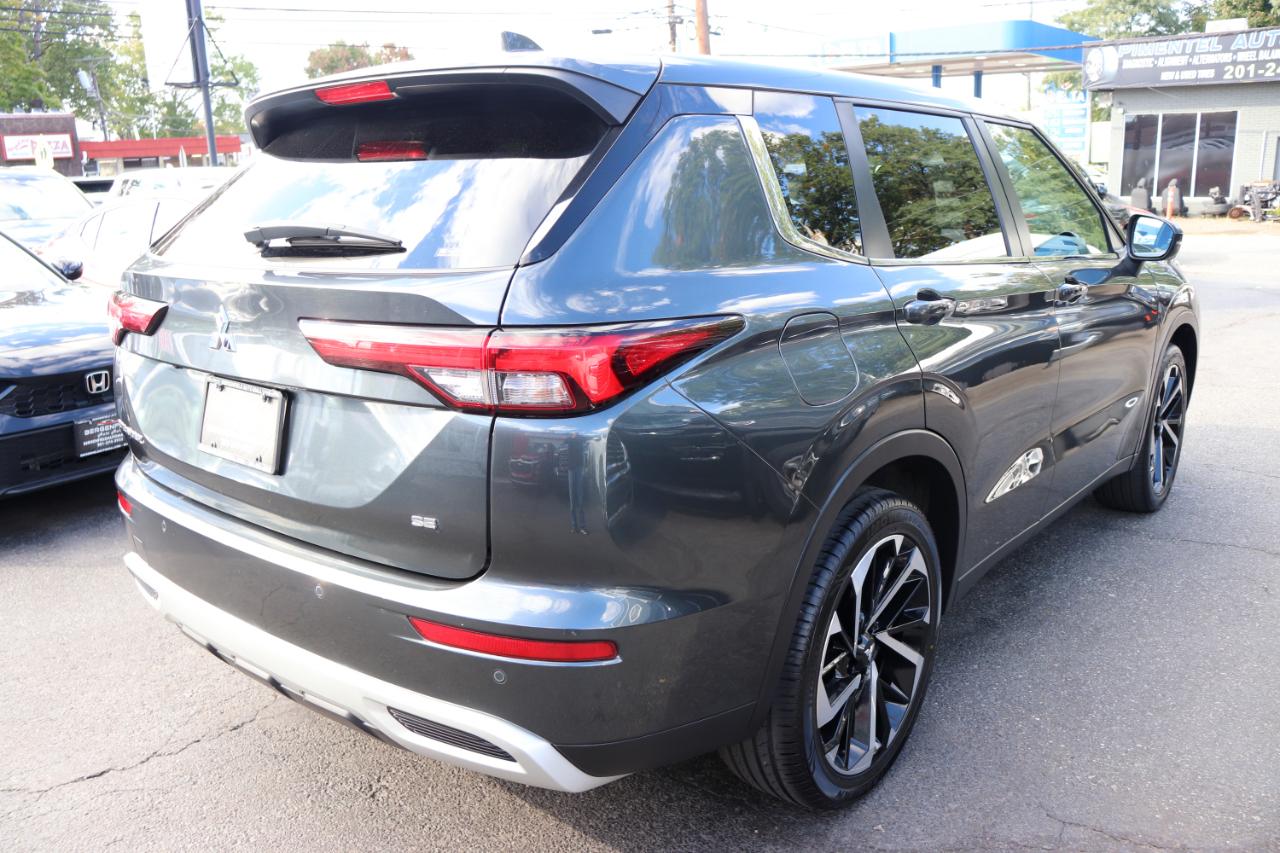 Mitsubishi Outlander SE S-AWC 2024