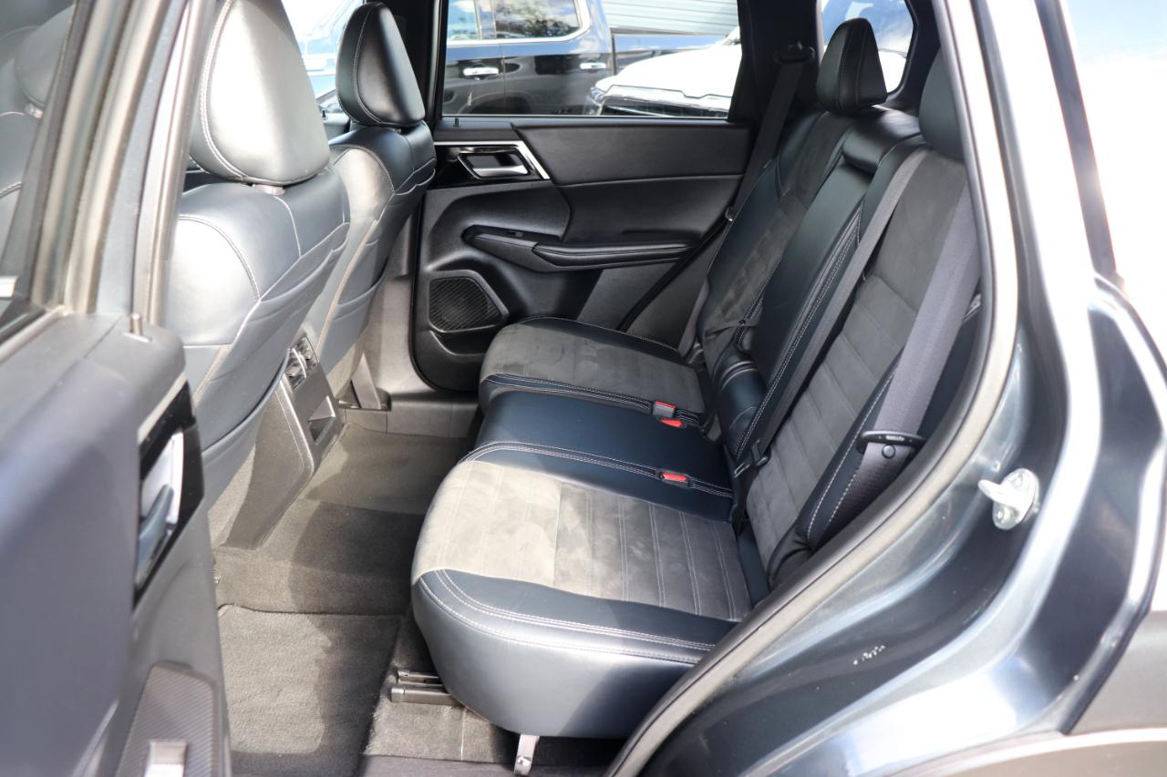 Mitsubishi Outlander SE S-AWC 2024