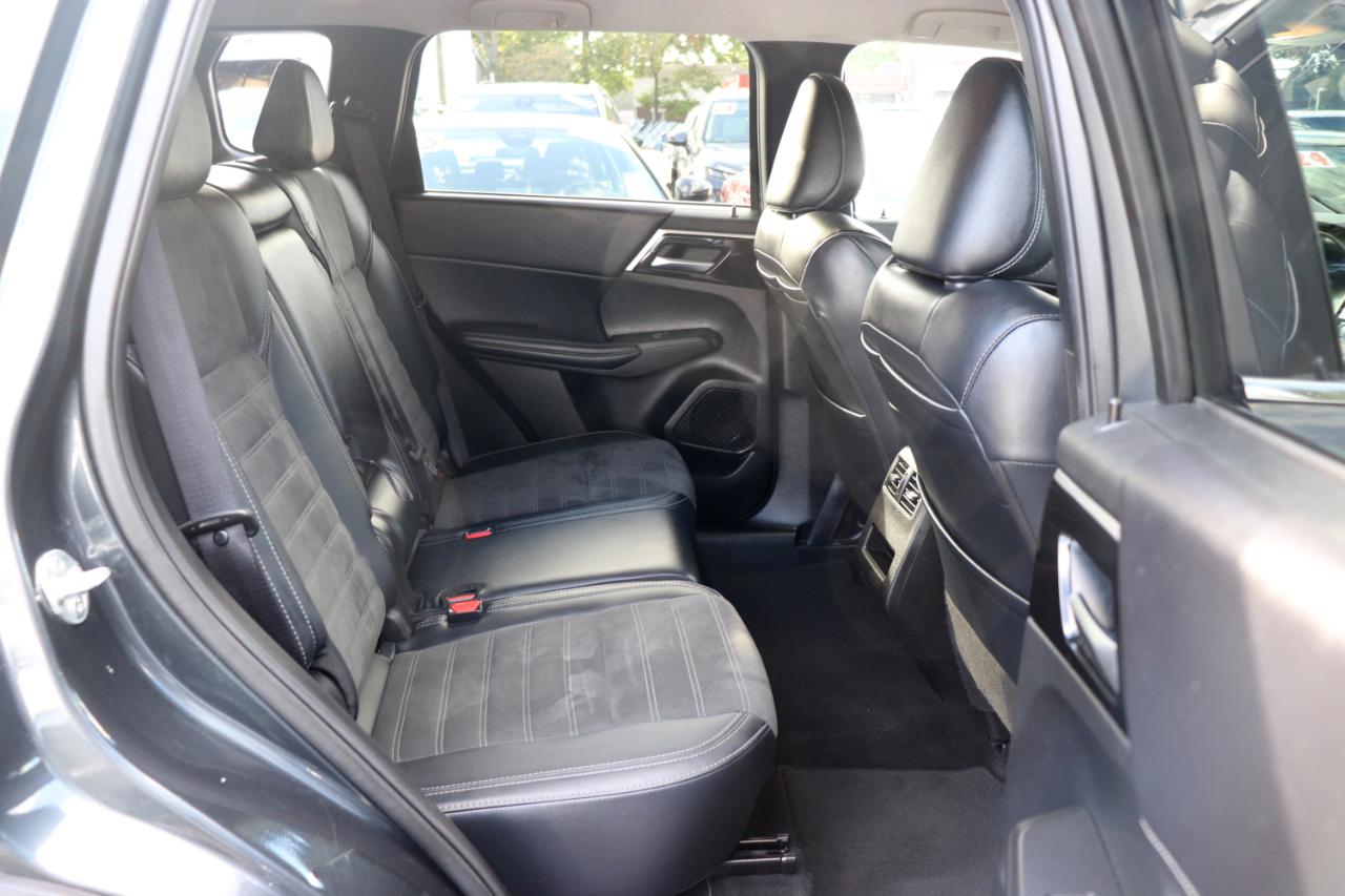 Mitsubishi Outlander SE S-AWC 2024