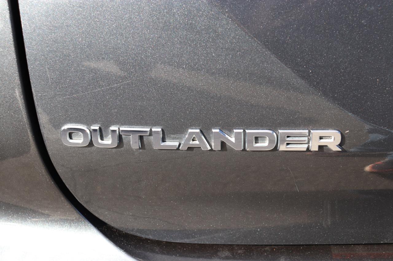 Mitsubishi Outlander SE S-AWC 2024