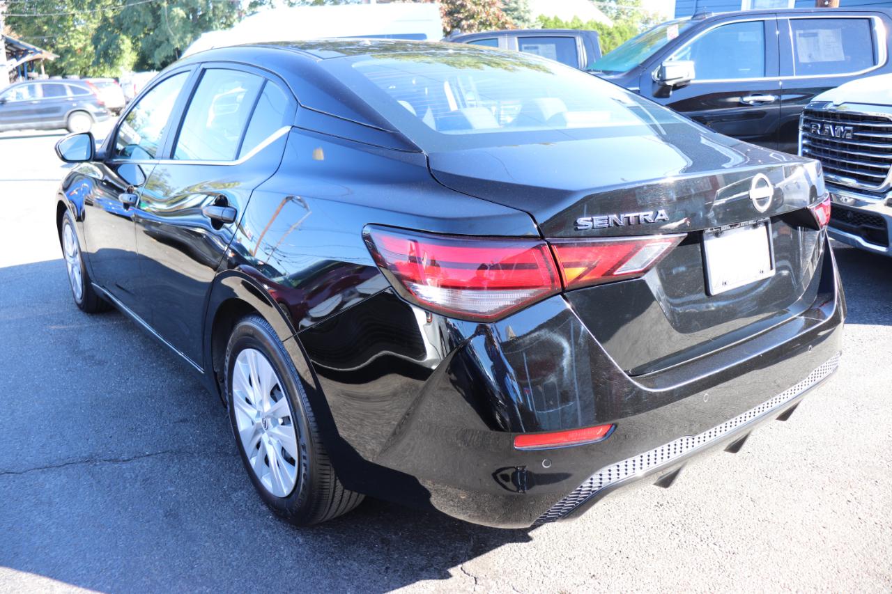 Nissan Sentra S CVT 2025