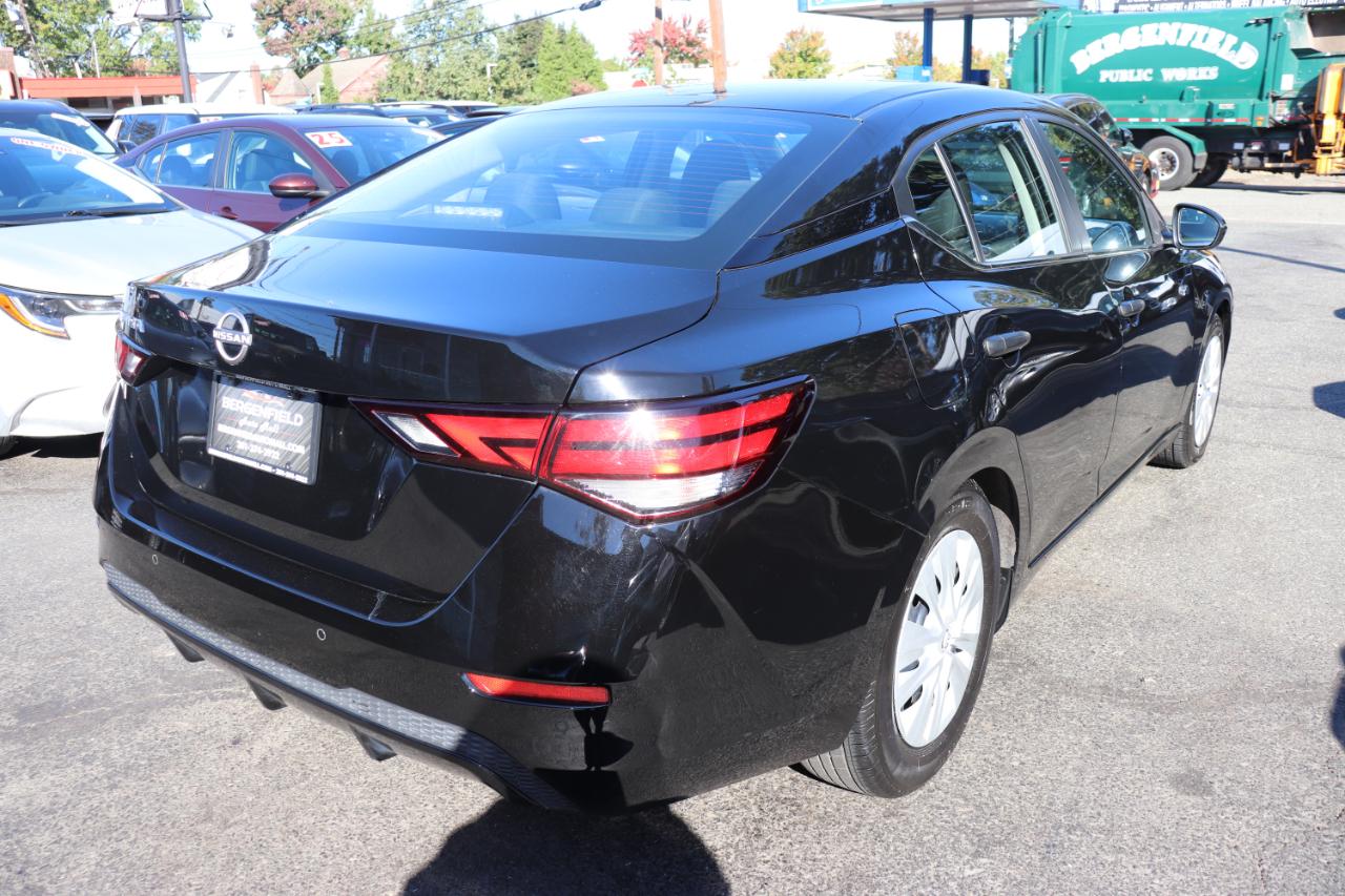 Nissan Sentra S CVT 2025