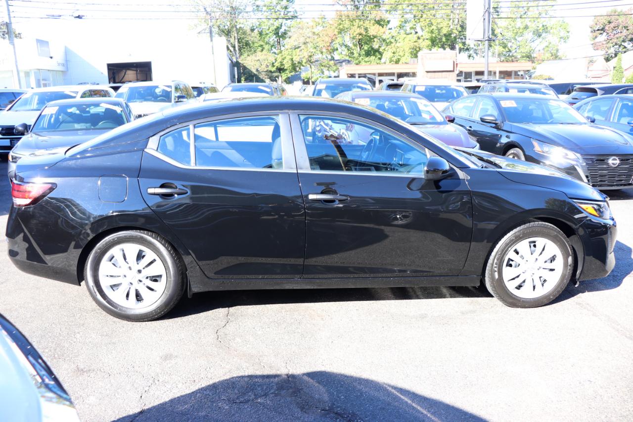 Nissan Sentra S CVT 2025